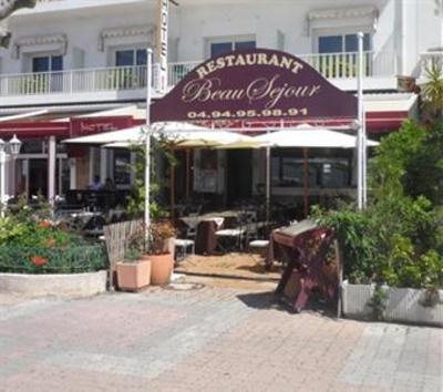 фото отеля Hotel le Beausejour