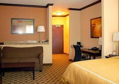 фото отеля Comfort Suites Kilgore