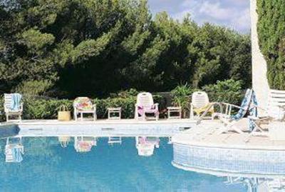 фото отеля Hotel Saint Roch Martigues
