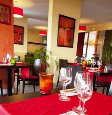 фото отеля Hotel Saint Roch Martigues