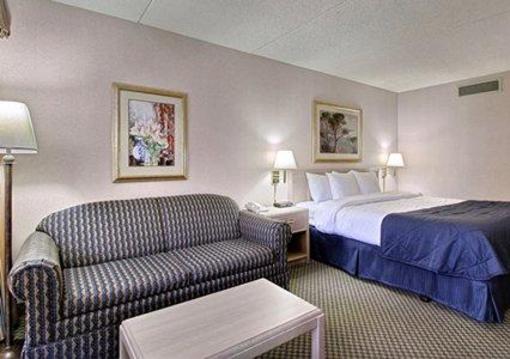 фото отеля Clarion Hotel Muscatine