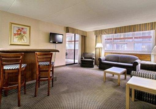 фото отеля Clarion Hotel Muscatine
