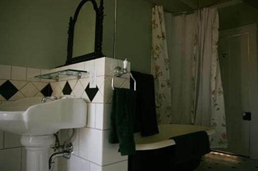 фото отеля Holmesdale House Bed & Breakfast