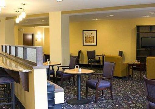 фото отеля Comfort Suites Manchester