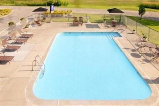 фото отеля Americas Best Value Inn - Madison