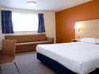 фото отеля Travelodge Hotel Feltham London