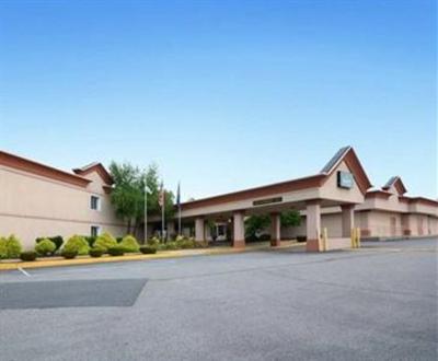 фото отеля Quality Inn & Suites Chambersburg