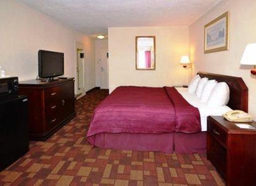 фото отеля Quality Inn & Suites Chambersburg