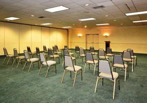 фото отеля Quality Inn & Suites Chambersburg