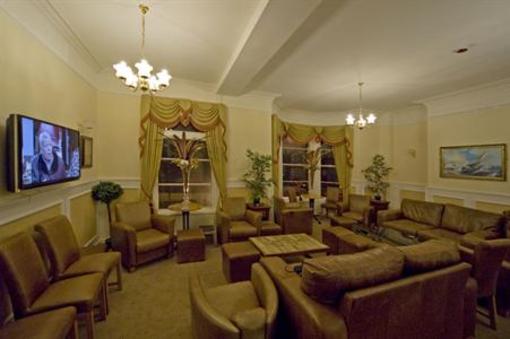 фото отеля Regency Royal Hotel