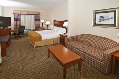 фото отеля Holiday Inn Express Hotel & Suites Pensacola W I-10