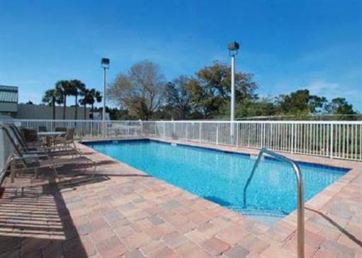 фото отеля Comfort Suites Palm Bay