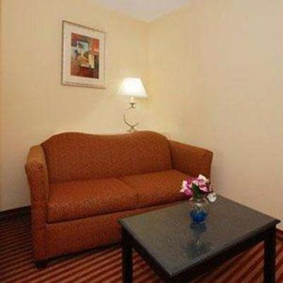 фото отеля Comfort Suites Palm Bay