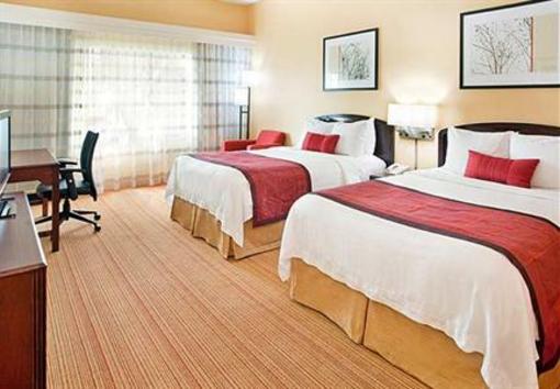 фото отеля Courtyard by Marriott Houston Sugar Land