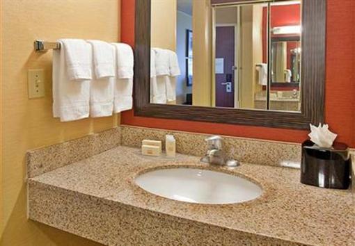 фото отеля Courtyard by Marriott Houston Sugar Land