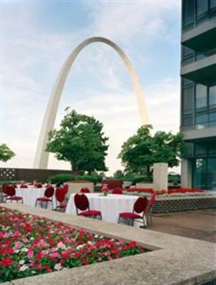 фото отеля Crowne Plaza Hotel St. Louis Downtown