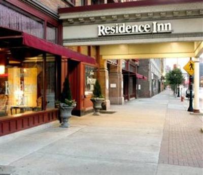 фото отеля Residence Inn Cleveland Downtown