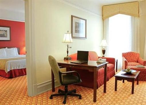 фото отеля Residence Inn Cleveland Downtown