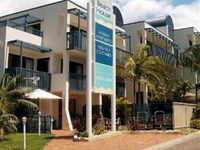 Beach House Holiday Apartments