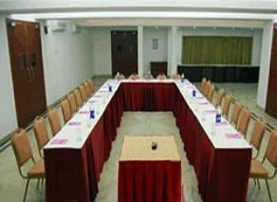 фото отеля Kings Hotel Chennai