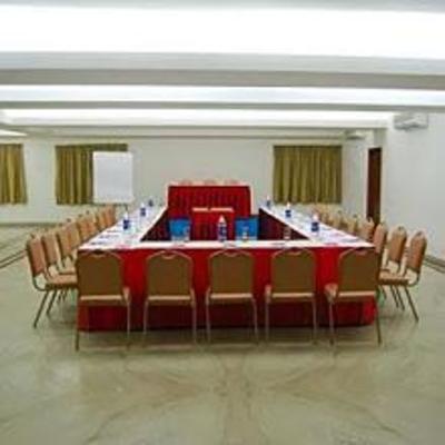 фото отеля Kings Hotel Chennai