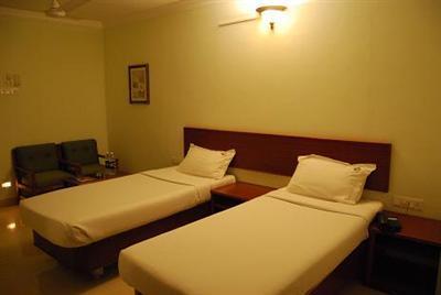 фото отеля Kings Hotel Chennai