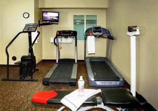 фото отеля Holiday Inn Express Anchorage