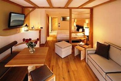 фото отеля Tirler Dolomites Living Hotel