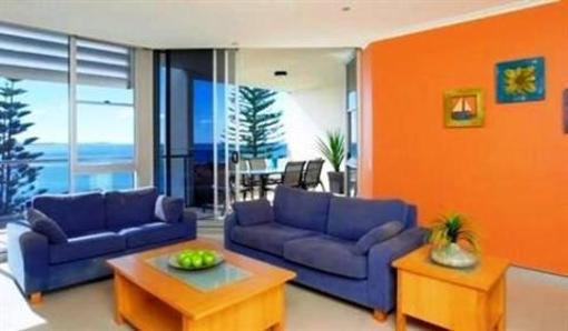 фото отеля Sandcastle Apartments