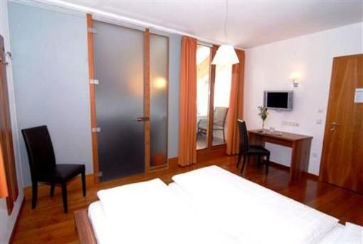 фото отеля Hotel Traube Brixen