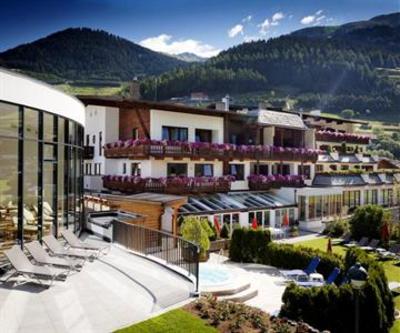 фото отеля Almhof Tophotel Nauders