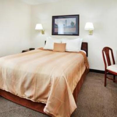 фото отеля Candlewood Suites Knoxville