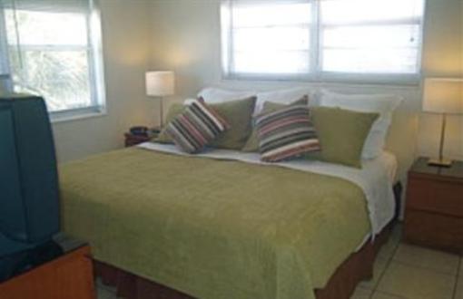 фото отеля Deerfield Buccaneer Resort Apartments