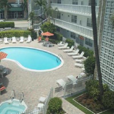 фото отеля Deerfield Buccaneer Resort Apartments