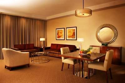 фото отеля Al Ghurair Rayhaan