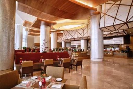 фото отеля Al Ghurair Rayhaan