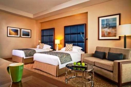 фото отеля Al Ghurair Rayhaan