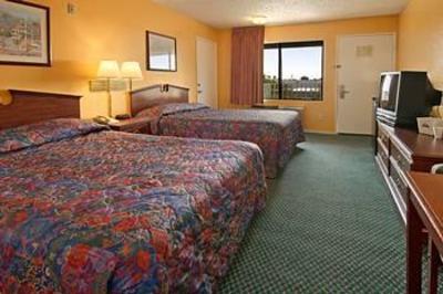 фото отеля Budget Inn Santa Ana