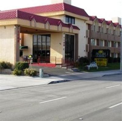 фото отеля Budget Inn Santa Ana