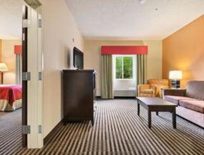 фото отеля Baymont Inn & Suites Dallas Love Field