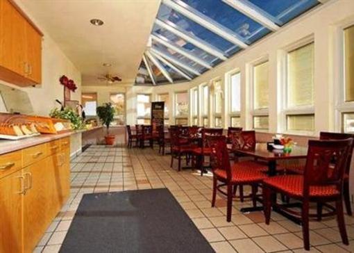фото отеля Econo Lodge Lucky Lane