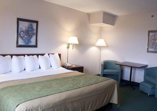 фото отеля Comfort Inn Moose Jaw