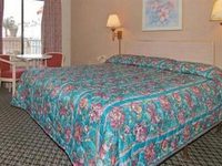 Econo Lodge Near LAX