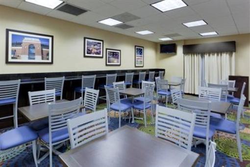 фото отеля Holiday Inn Express Baltimore - BWI Airport West