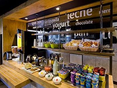 фото отеля Ibis Budget Madrid Valentin Beato