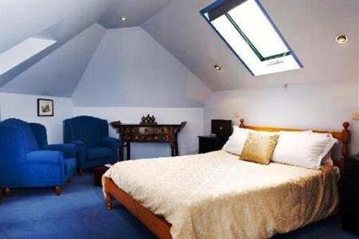 фото отеля Fiona's Bed and Breakfast - Launceston B&B