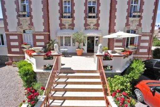 фото отеля Hotel De La Plage Ouistreham