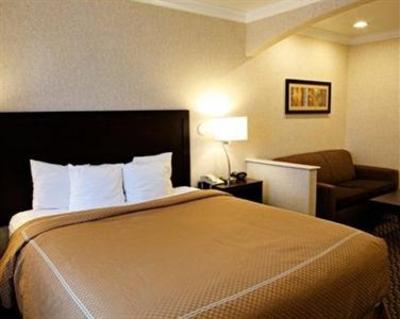 фото отеля Comfort Suites UC Davis