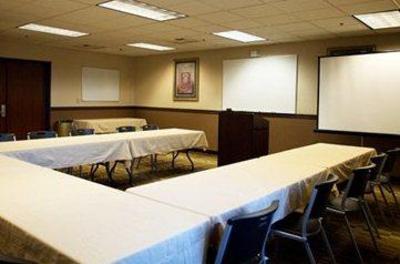 фото отеля Comfort Suites UC Davis