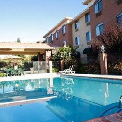 фото отеля Comfort Suites UC Davis